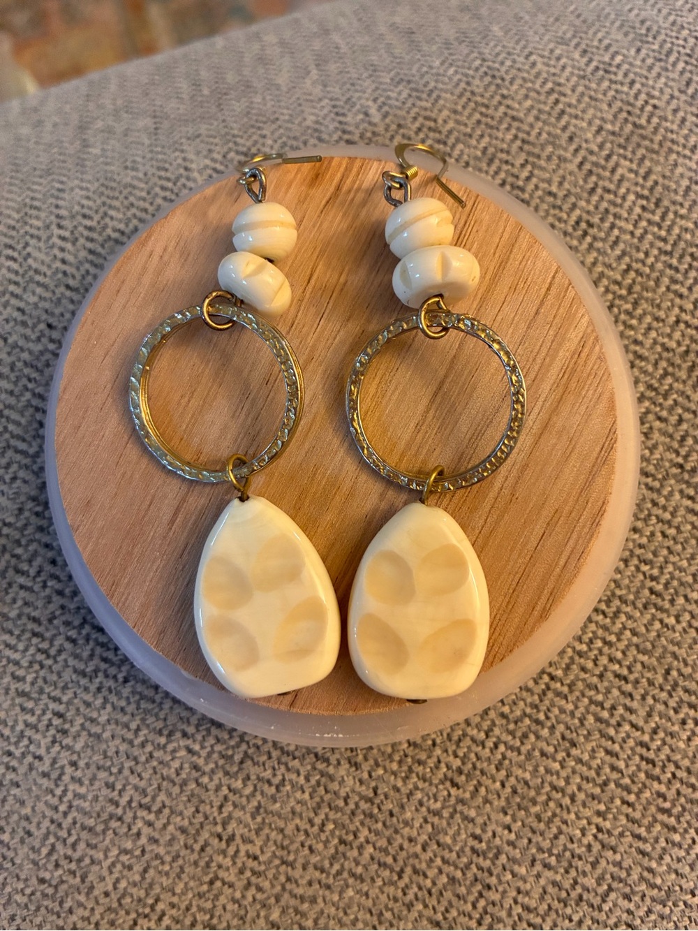 Cream Teardrop Hoop Dangle Earrings - Unbranded